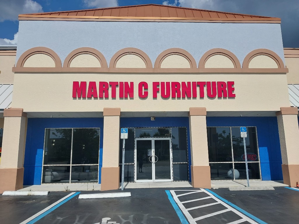 MartincFurniture showroom in Cape Coral