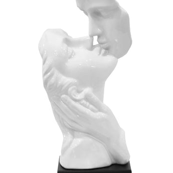 Kissing Faces Sculpture