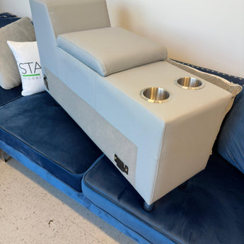 Consola Adicional Spartacus Blanca: Almacenamiento, Portavasos Metálicos para Cine Casa